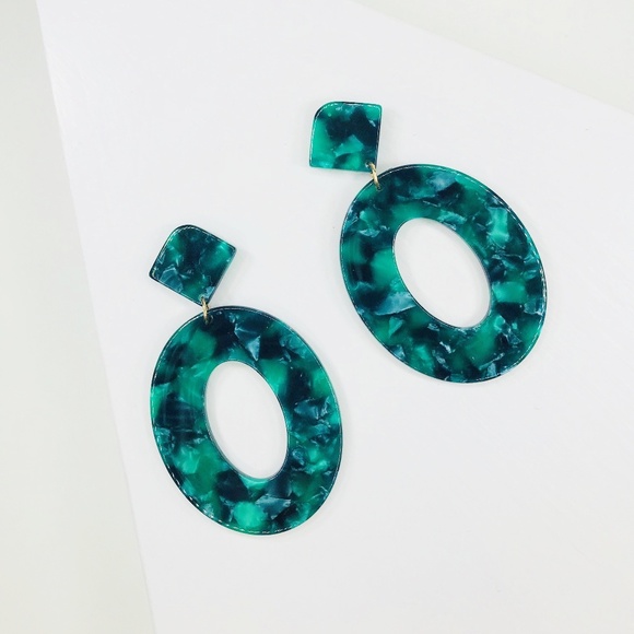 CLOSET REHAB Jewelry - 🆑 Emerald Green Oval Drops CLOSET REHAB Jewelry - 🆑 Emerald Green Oval Drops